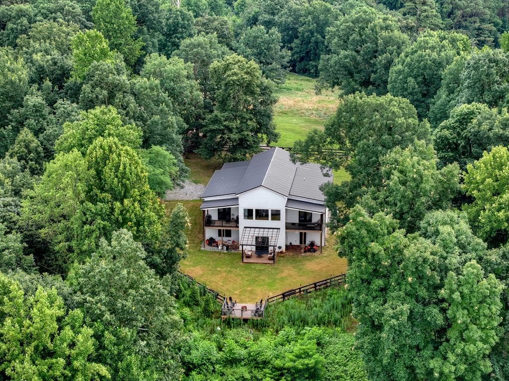 2086 Burnt Mountain Road, Ellijay GA 30536 - Photo