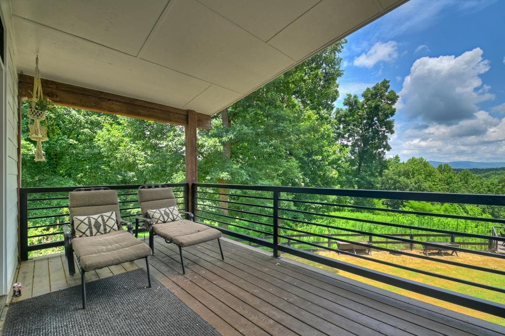 2086 Burnt Mountain Road, Ellijay GA 30536 - Photo