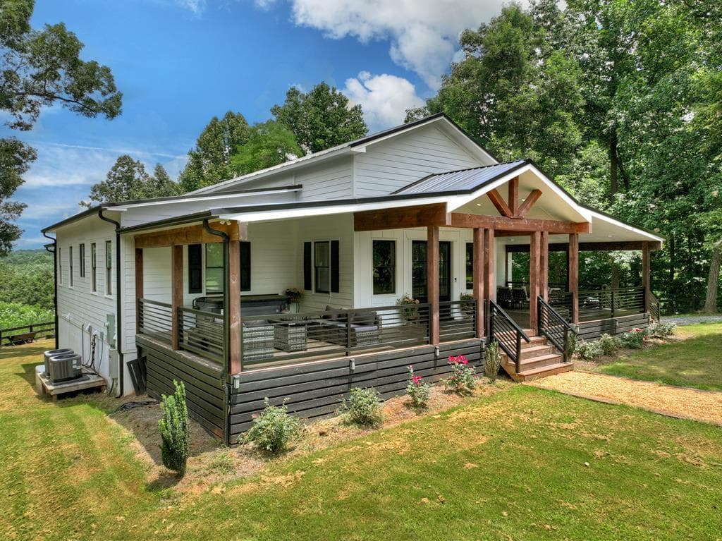 2086 Burnt Mountain Road, Ellijay GA 30536 - Photo