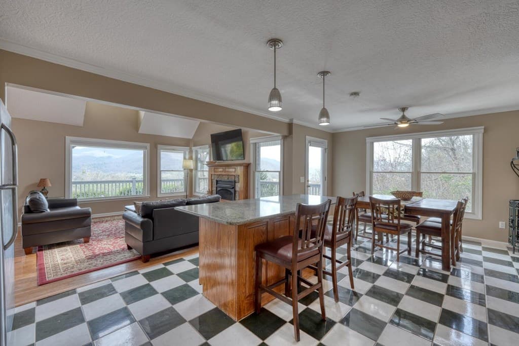 3023 Bear Lane, Hiawassee GA 30546 - Photo