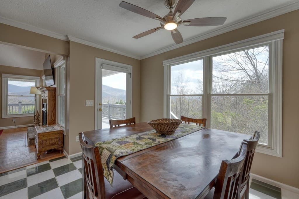 3023 Bear Lane, Hiawassee GA 30546 - Photo