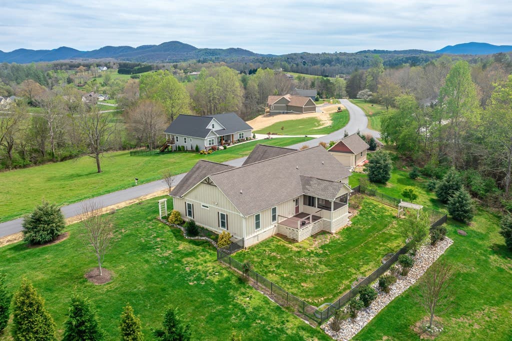 164 Owen Glen Drive, Blairsville GA 30512 - Photo