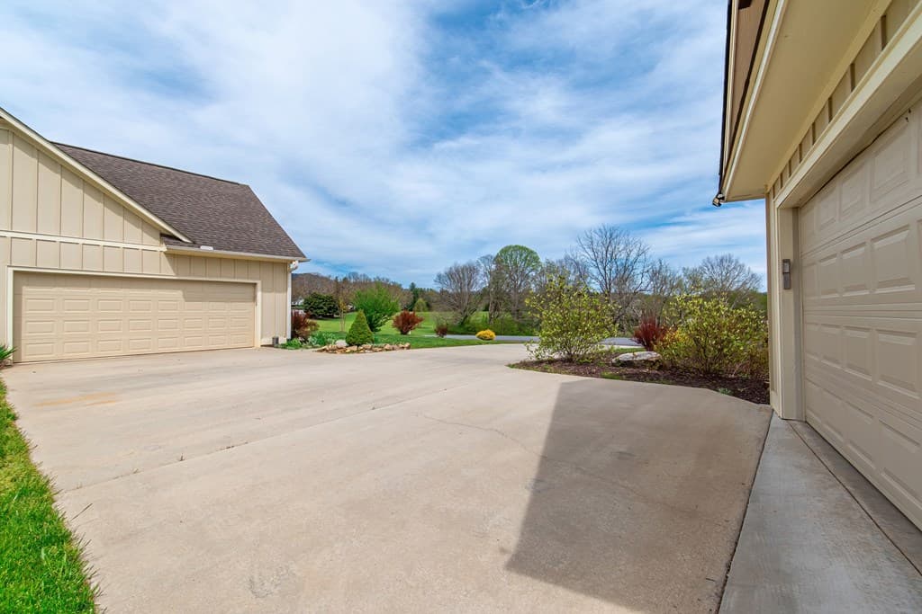 164 Owen Glen Drive, Blairsville GA 30512 - Photo