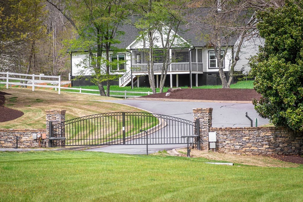 164 Owen Glen Drive, Blairsville GA 30512 - Photo