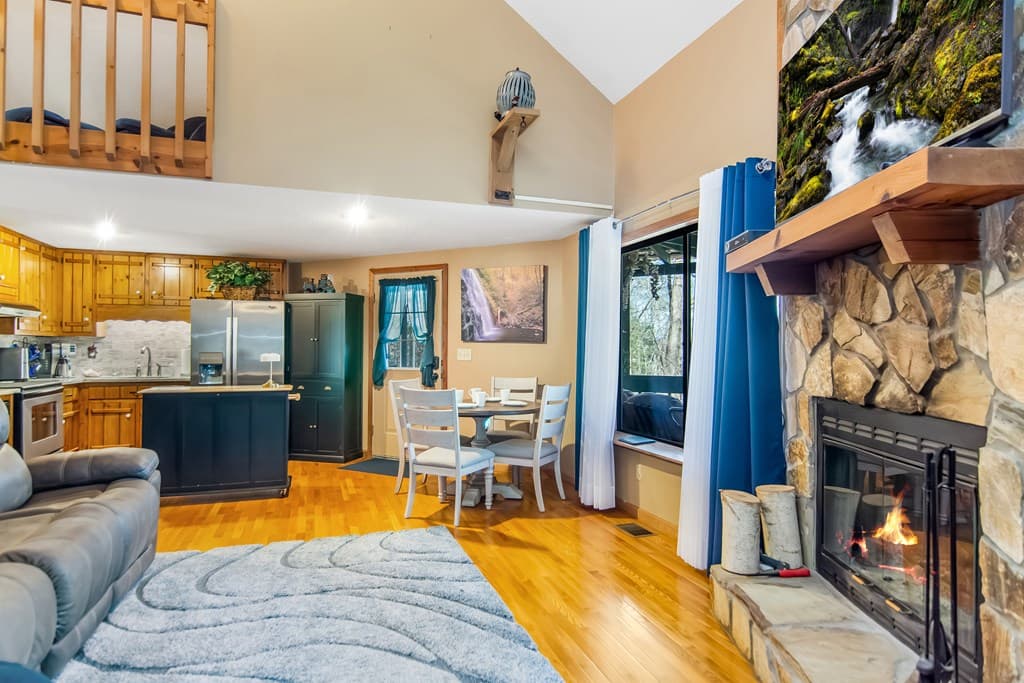 102 Mizzen Court, Ellijay GA 30540 - Photo