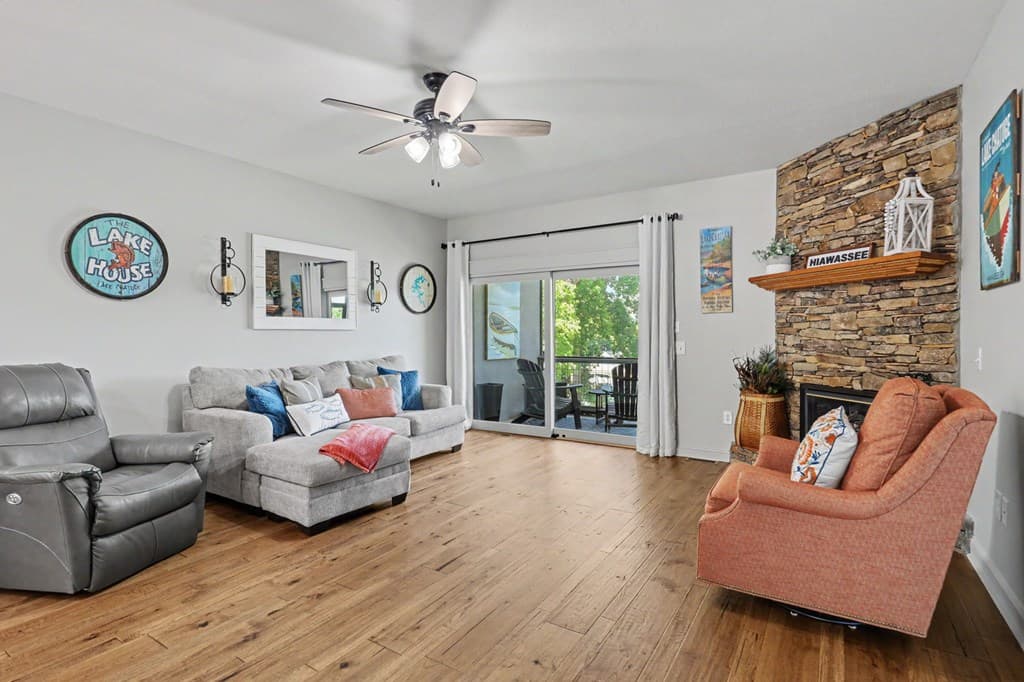 209B N Berrong Street, Hiawassee GA 30546 - Photo