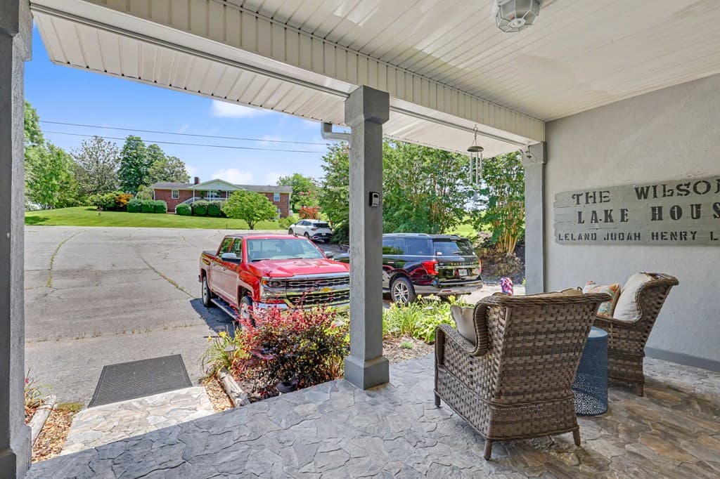 209B N Berrong Street, Hiawassee GA 30546 - Photo