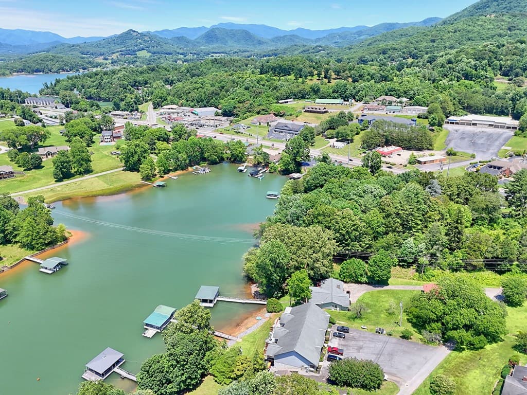 209B N Berrong Street, Hiawassee GA 30546 - Photo