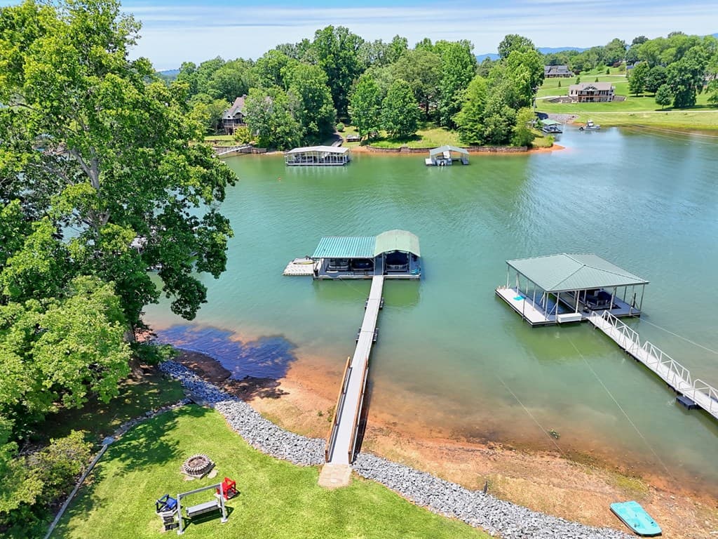 209B N Berrong Street, Hiawassee GA 30546 - Photo