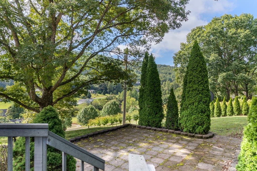 94 Patton Hill Road, Franklin NC 28734 - Photo