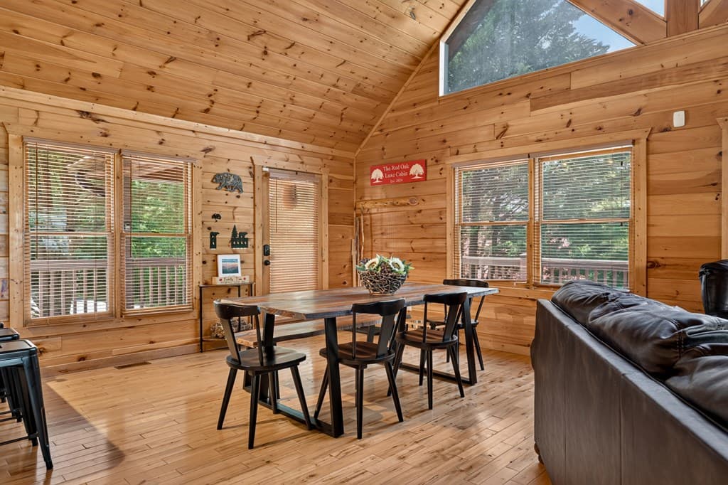 573 Weaver Creek Way, Blue Ridge GA 30513 - Photo