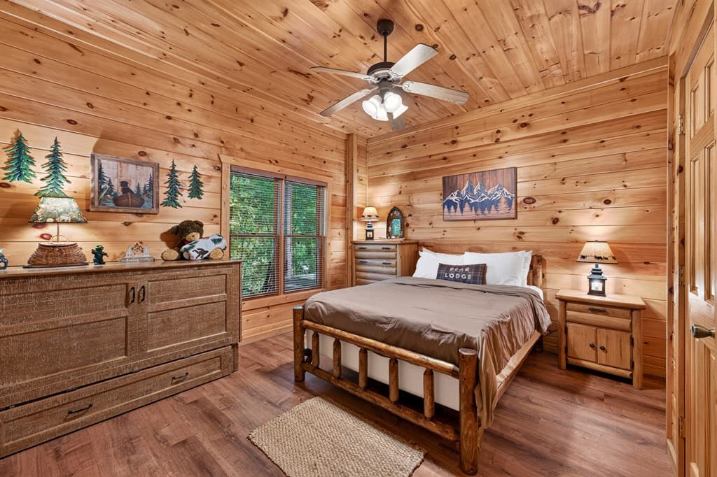 573 Weaver Creek Way, Blue Ridge GA 30513 - Photo