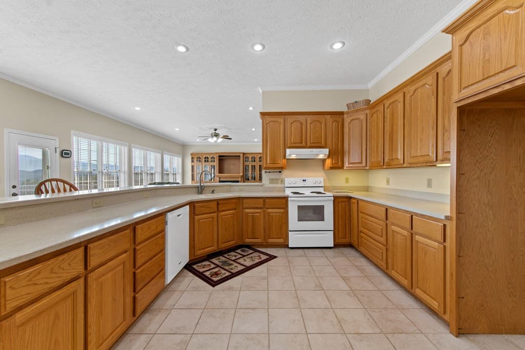752 Cherokee Trail, Copperhill TN 37317 - Photo