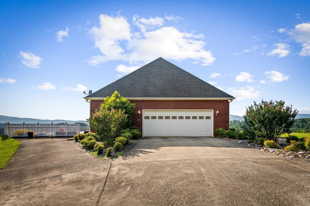 752 Cherokee Trail, Copperhill TN 37317 - Photo