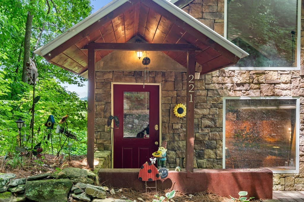 221 Wilson Lane, Blairsville GA 30512 - Photo