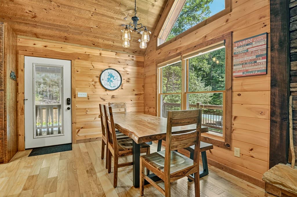 200 Forest View Lane, Mineral Bluff GA 30559 - Photo