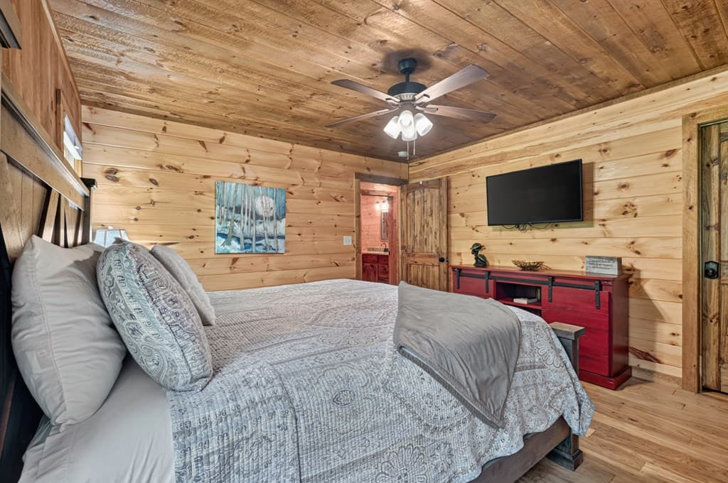 200 Forest View Lane, Mineral Bluff GA 30559 - Photo
