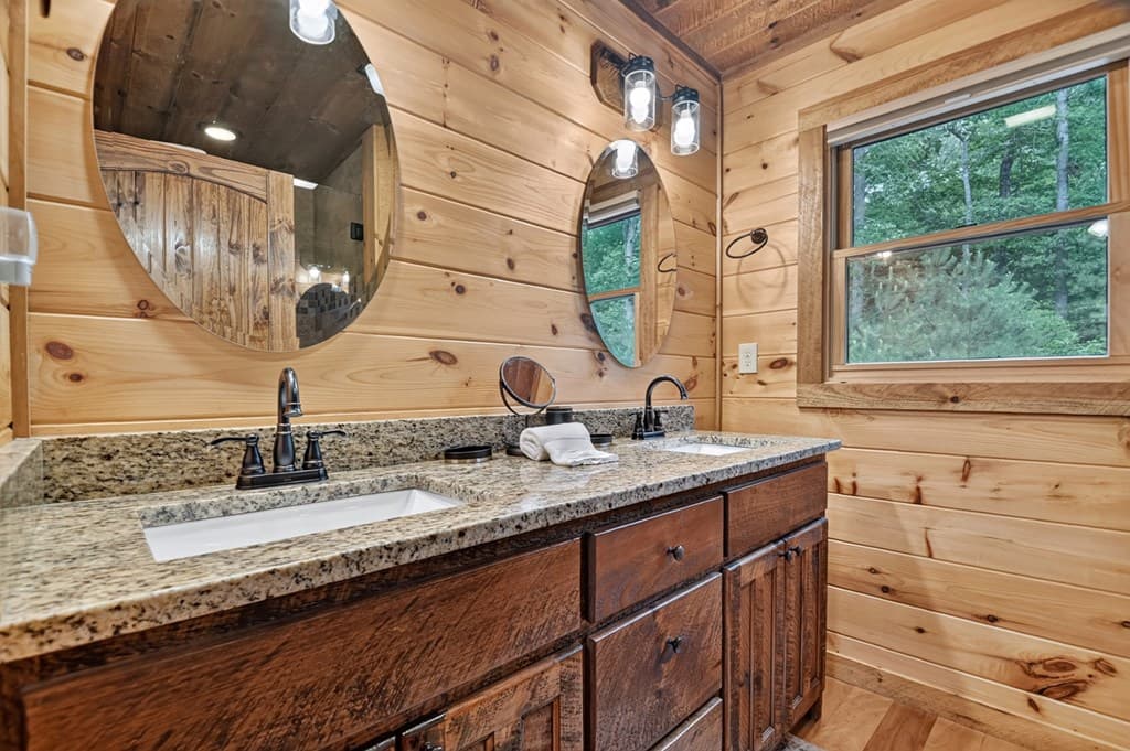 200 Forest View Lane, Mineral Bluff GA 30559 - Photo