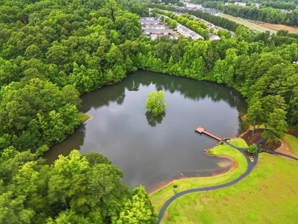 225 Brookview Place, Woodstock GA 30188 - Photo