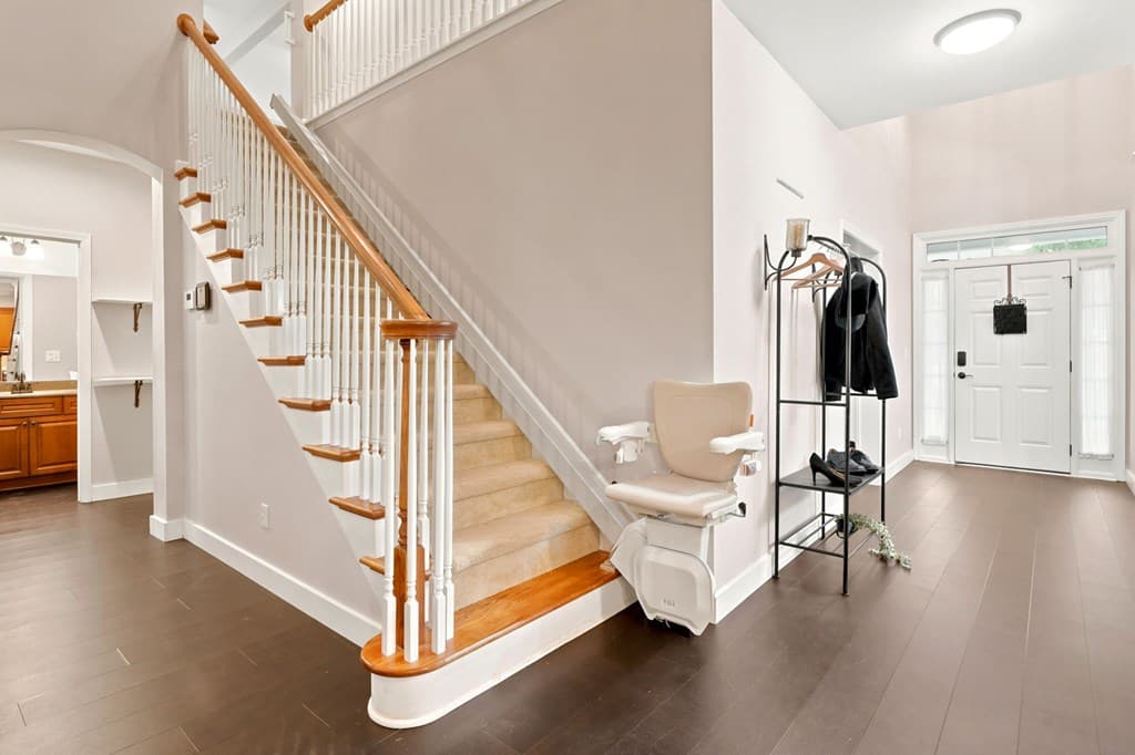 225 Brookview Place, Woodstock GA 30188 - Photo