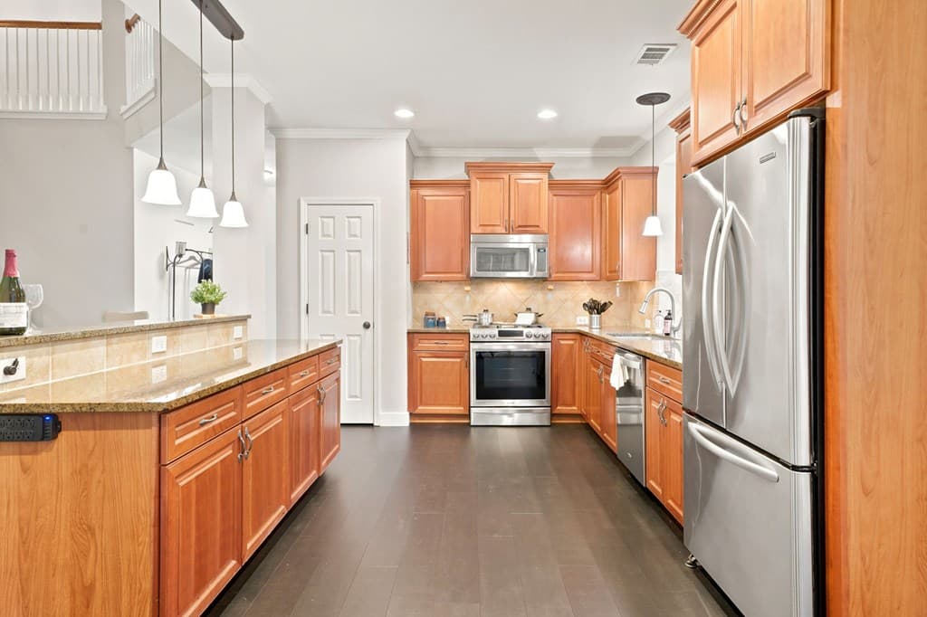 225 Brookview Place, Woodstock GA 30188 - Photo