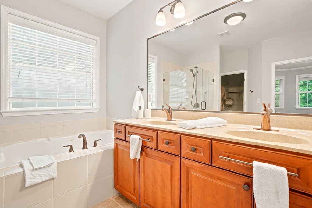 225 Brookview Place, Woodstock GA 30188 - Photo