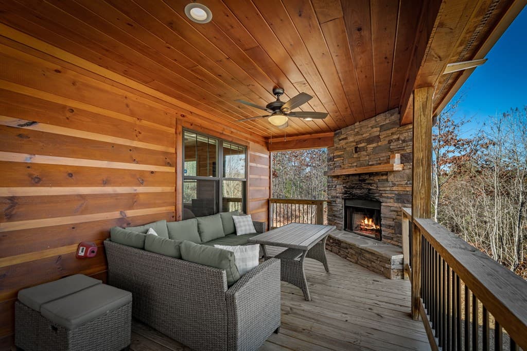242 Whisperwood Trail, Mineral Bluff GA 30559 - Photo