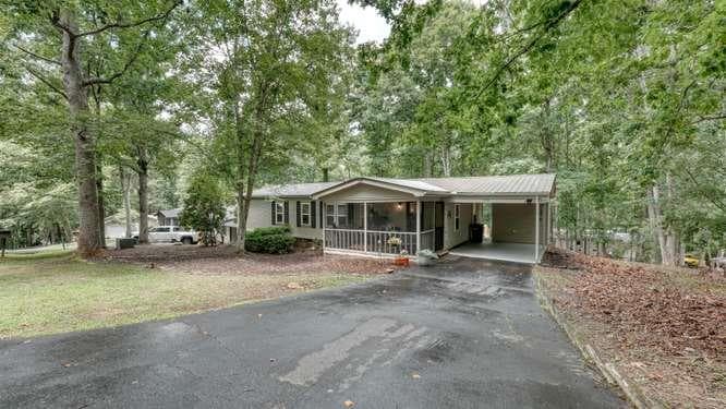 790 Lakeside Drive, Blairsville GA 30512 - Primary photo