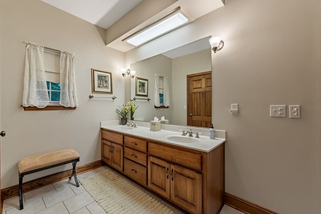 541 Davis Road, Blue Ridge GA 30513 - Photo