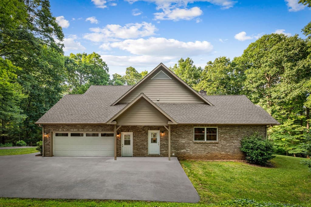 541 Davis Road, Blue Ridge GA 30513 - Photo