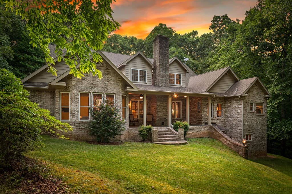 541 Davis Road, Blue Ridge GA 30513 - Photo