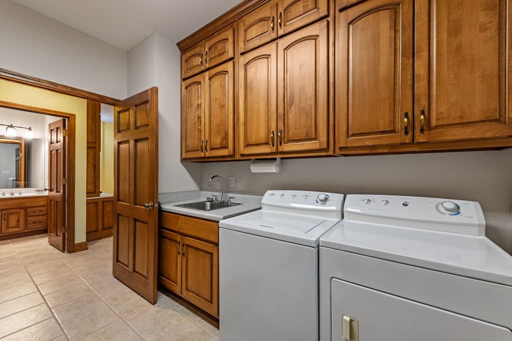 541 Davis Road, Blue Ridge GA 30513 - Photo