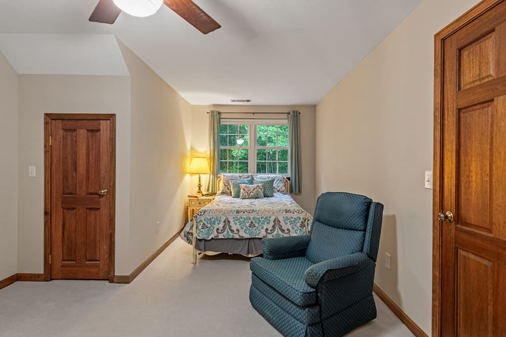 541 Davis Road, Blue Ridge GA 30513 - Photo