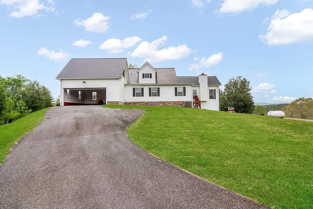 233 Ivy Ridge, Ellijay GA 30536 - Photo