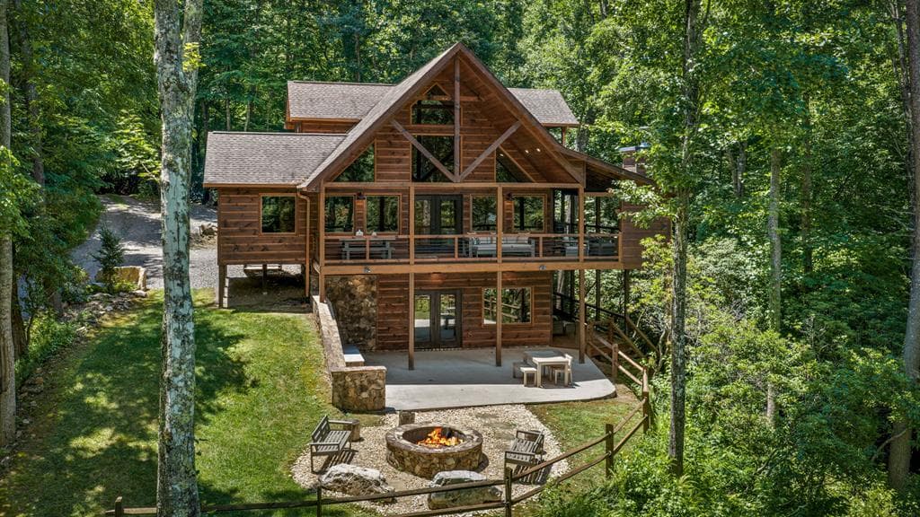 186 Snake Nation Trail, Blue Ridge GA 30513 - Primary photo