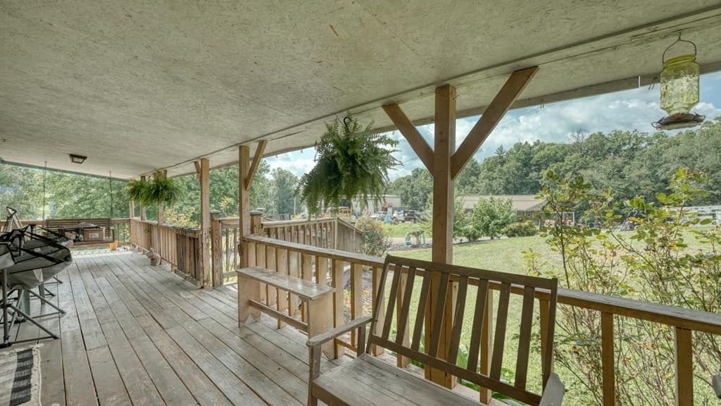 389 Nelson Circle, Blairsville GA 30512 - Photo