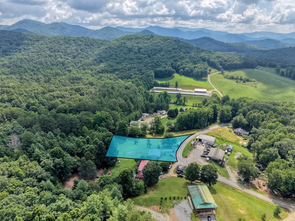 389 Nelson Circle, Blairsville GA 30512 - Photo
