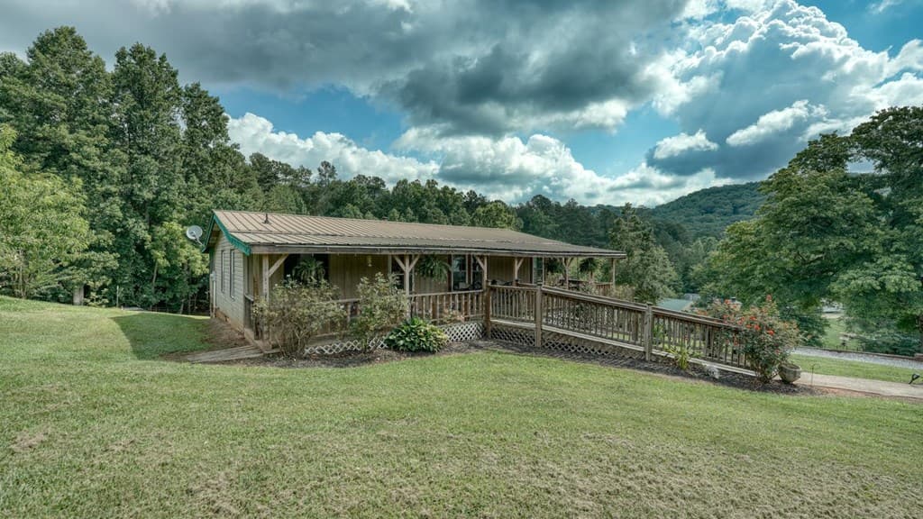 389 Nelson Circle, Blairsville GA 30512 - Photo