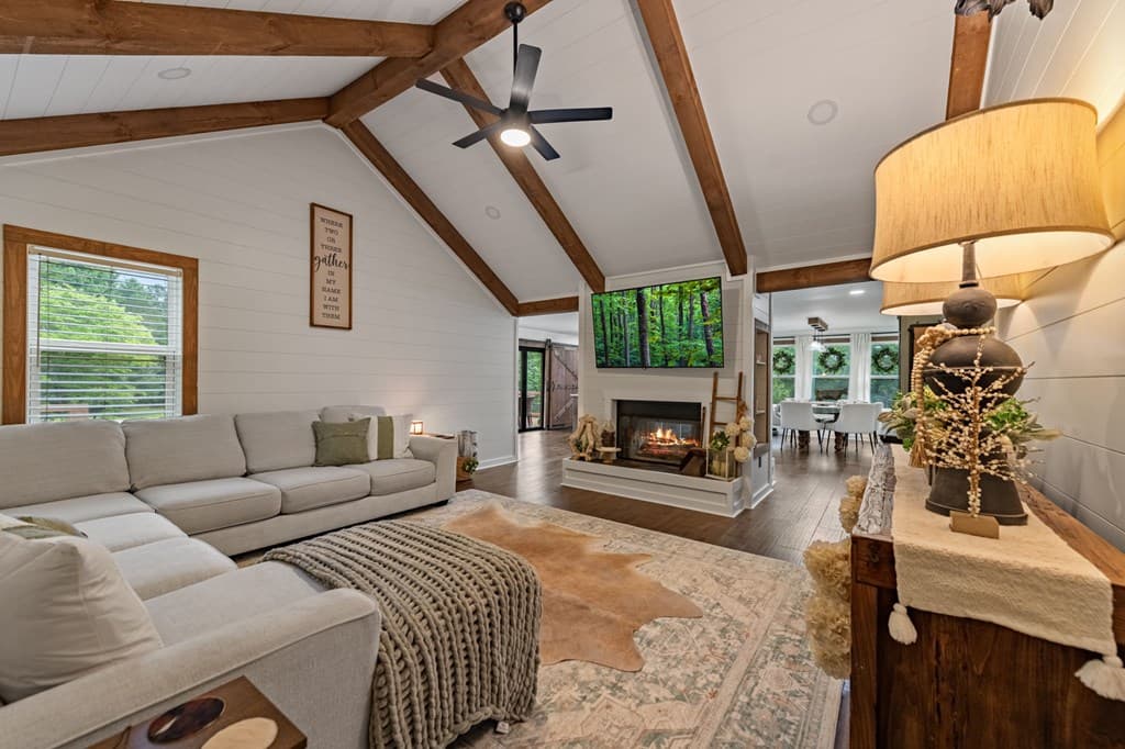 135 Rolling Hills Drive, Morganton GA 30560 - Photo