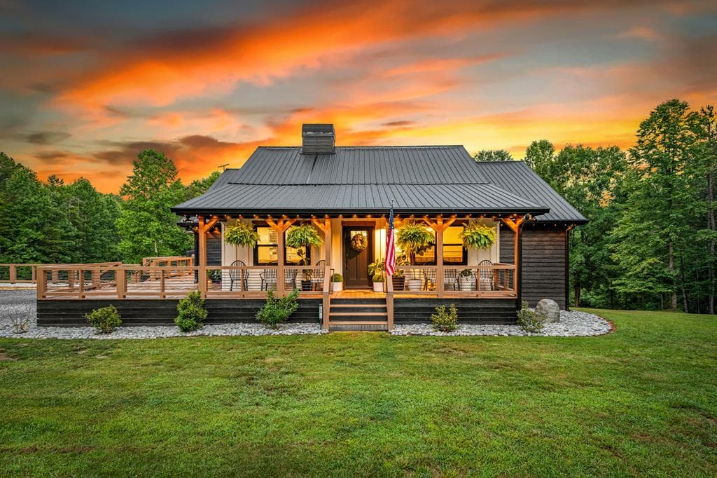 135 Rolling Hills Drive, Morganton GA 30560 - Primary photo