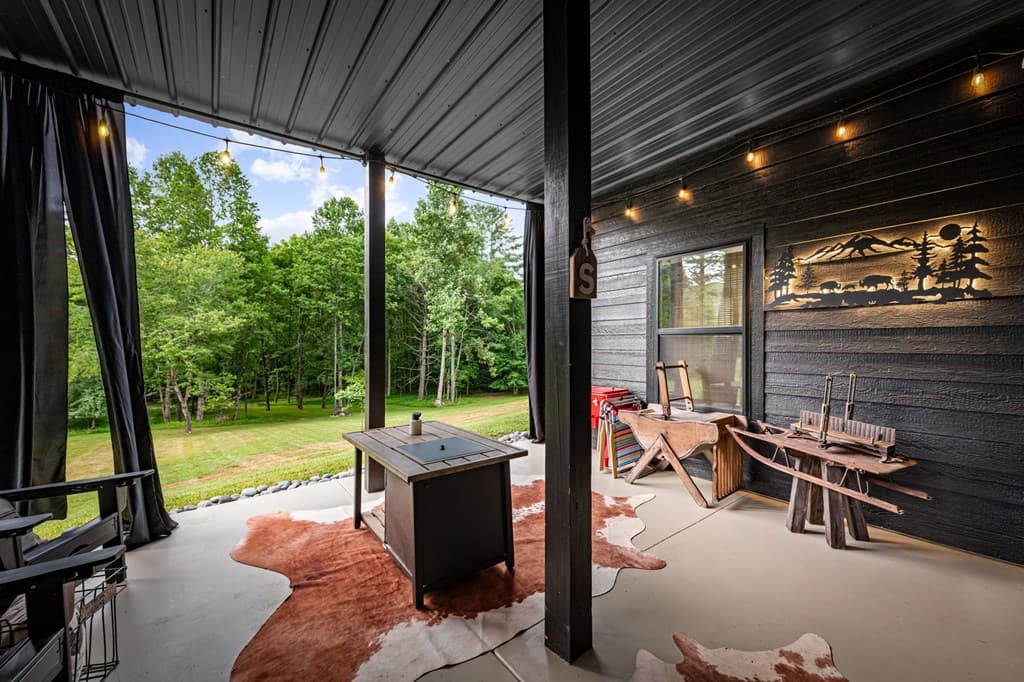 135 Rolling Hills Drive, Morganton GA 30560 - Photo