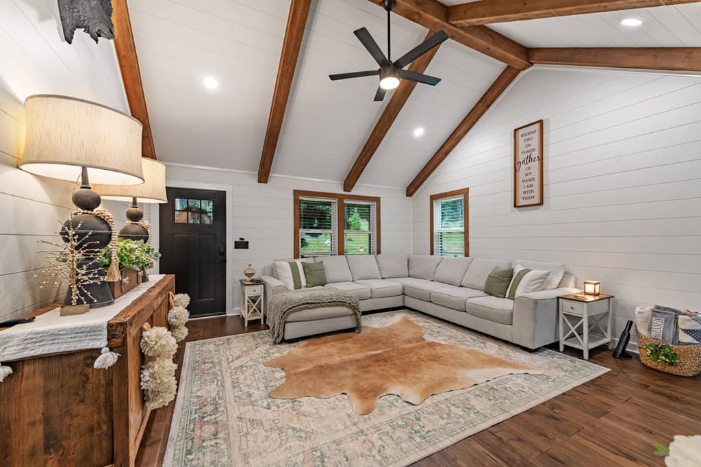 135 Rolling Hills Drive, Morganton GA 30560 - Photo