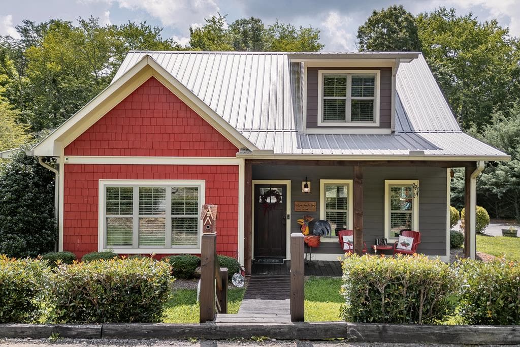 584 Ada Street, Blue Ridge GA 30513 - Primary photo