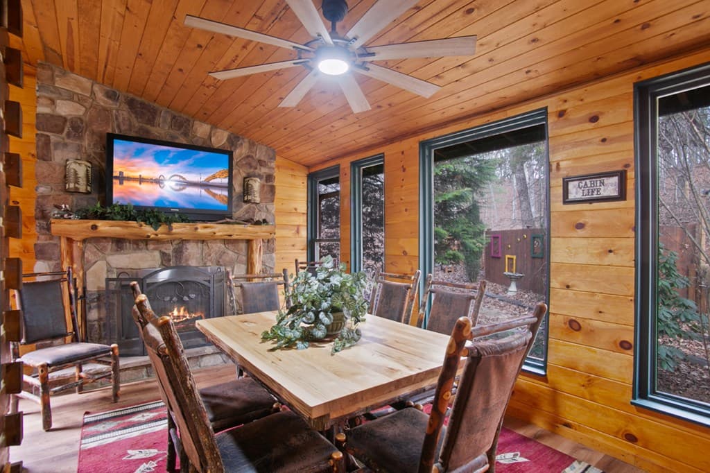 143 Kaely Drive, Mineral Bluff GA 30559 - Photo
