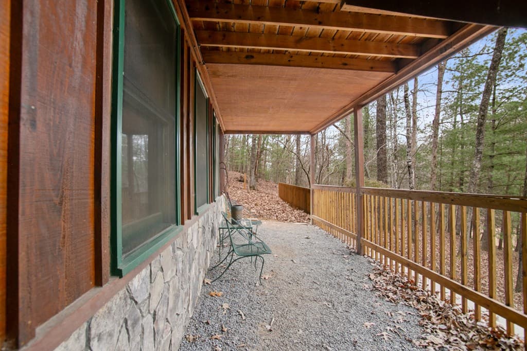 143 Kaely Drive, Mineral Bluff GA 30559 - Photo