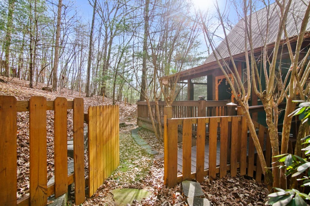 143 Kaely Drive, Mineral Bluff GA 30559 - Photo