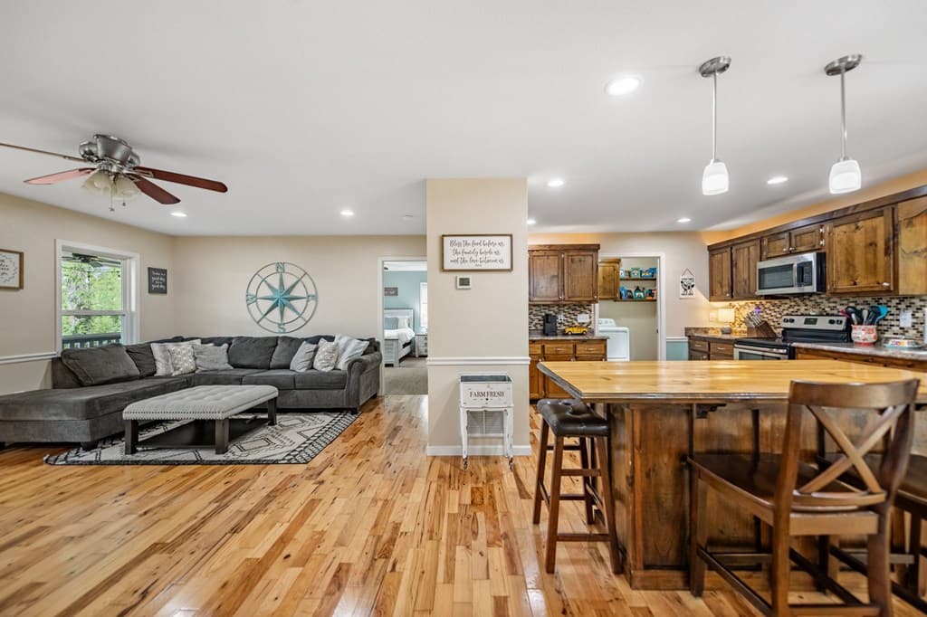 6 Gilliam Road, Mineral Bluff GA 30559 - Photo