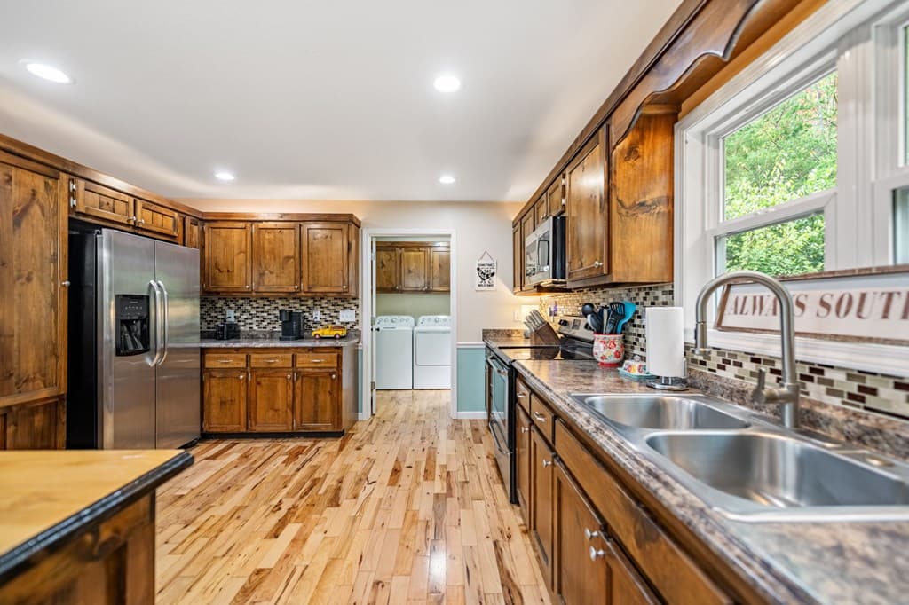 6 Gilliam Road, Mineral Bluff GA 30559 - Photo