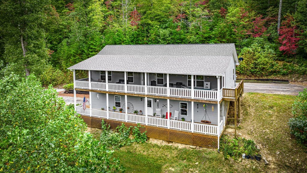 6 Gilliam Road, Mineral Bluff GA 30559 - Photo