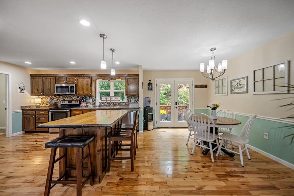 6 Gilliam Road, Mineral Bluff GA 30559 - Photo